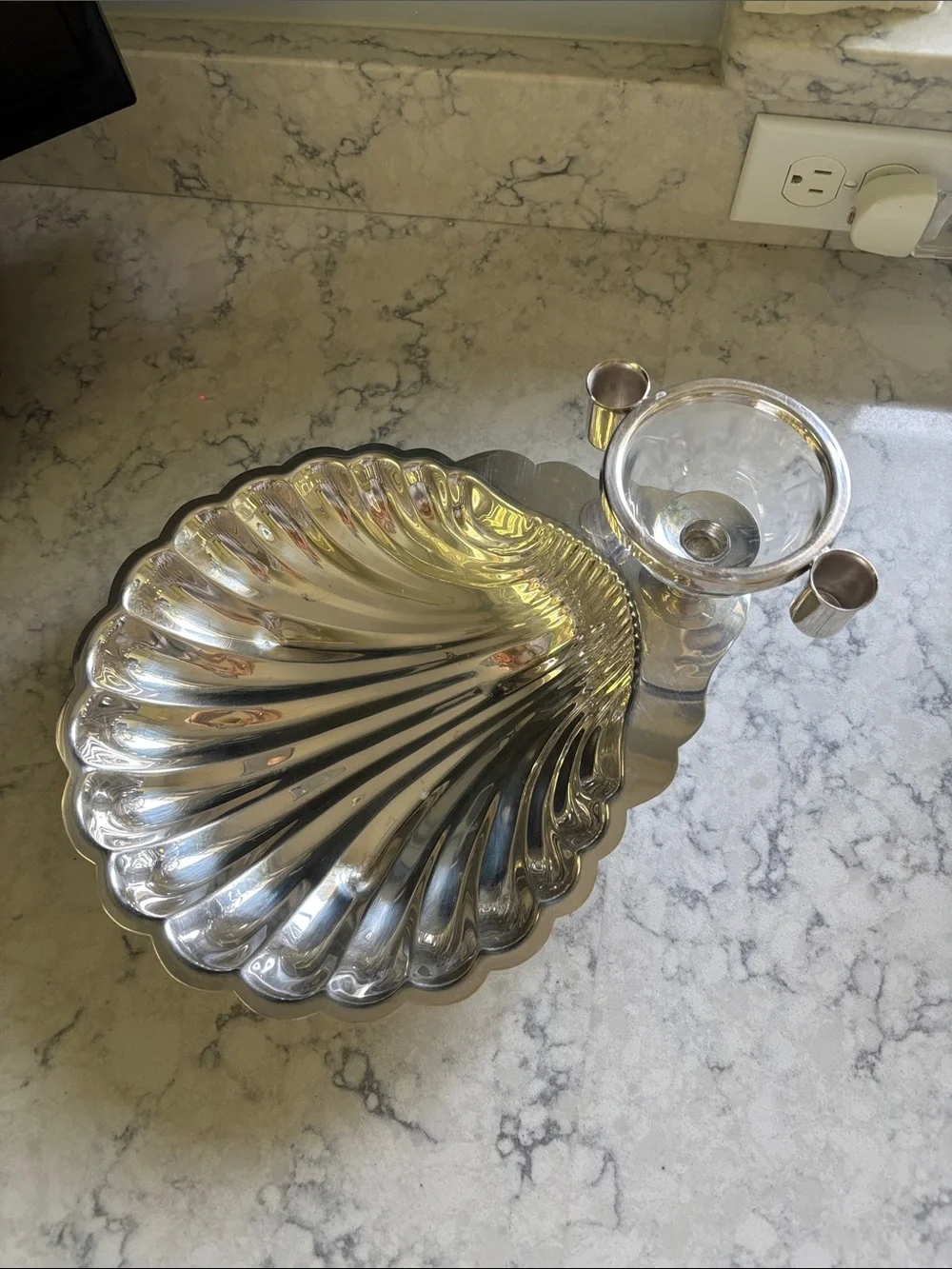 Vintage Sheridan Footed Scalloped Seafood/Shrimp Server/Sauce/toothpick holders